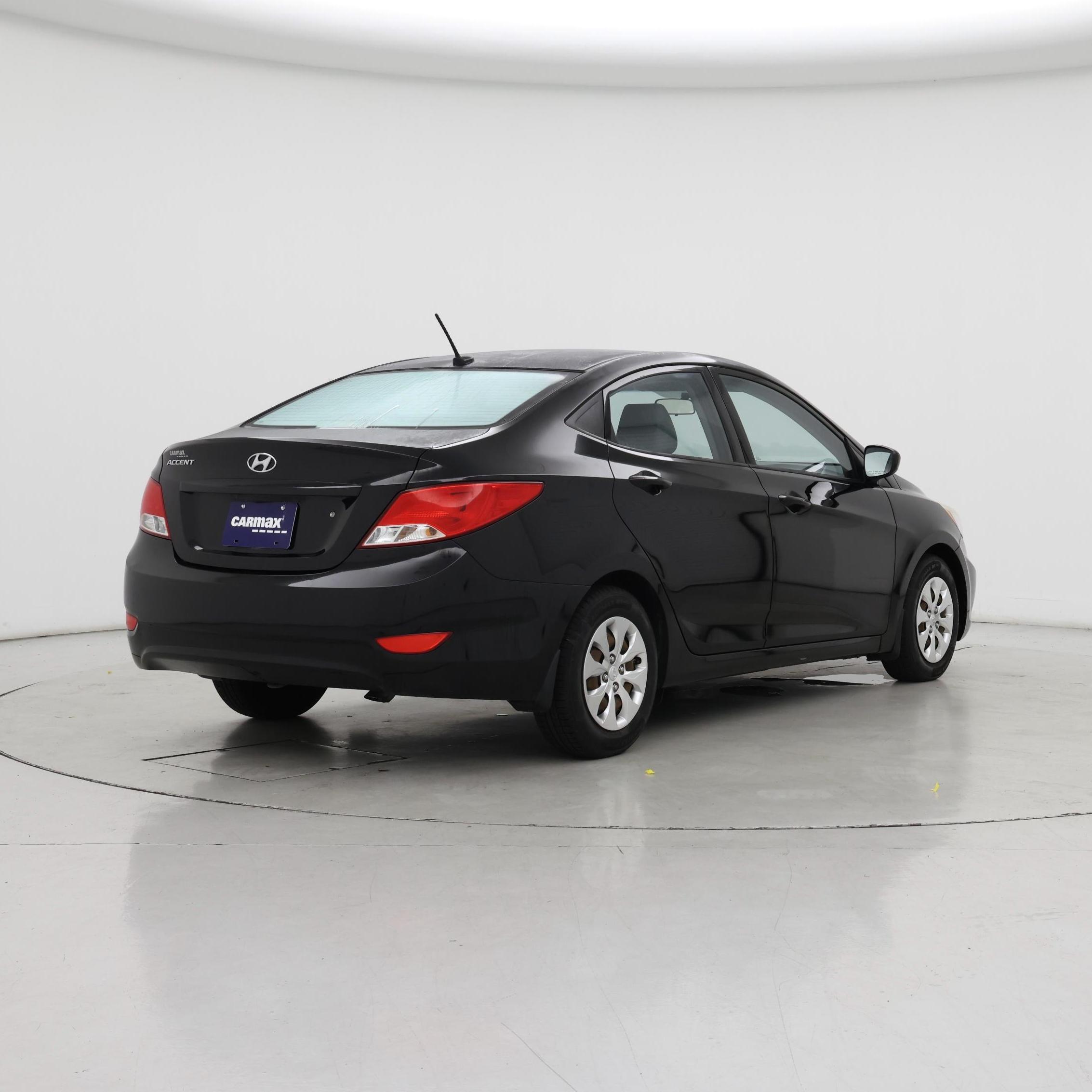 Thumbnail: 2016 Hyundai Accent - 8