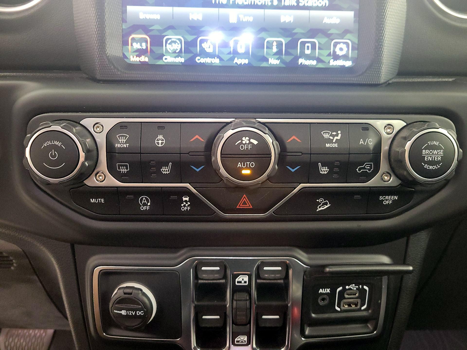 Thumbnail: 2021 Jeep Wrangler - 17
