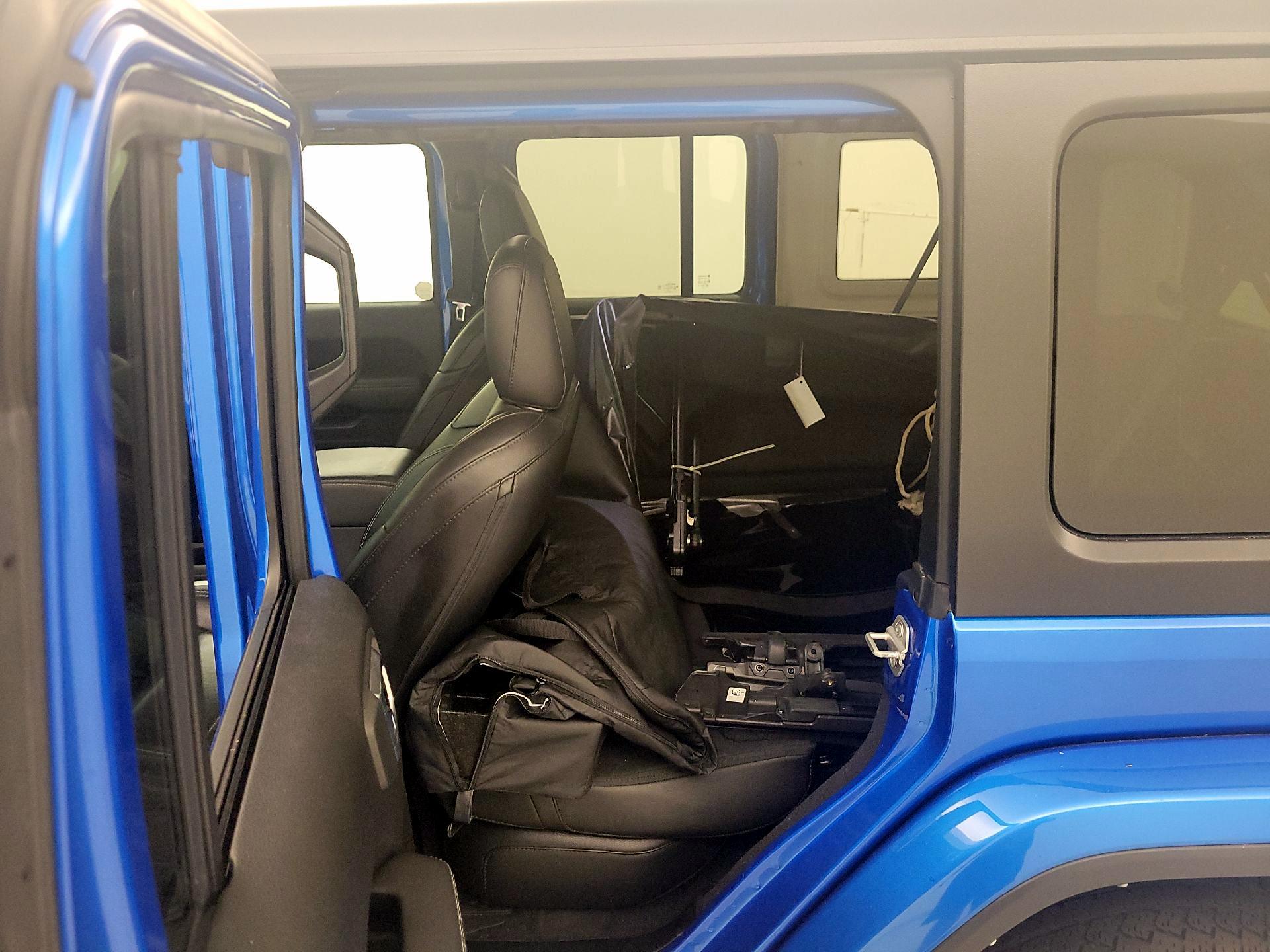 Thumbnail: 2021 Jeep Wrangler - 20