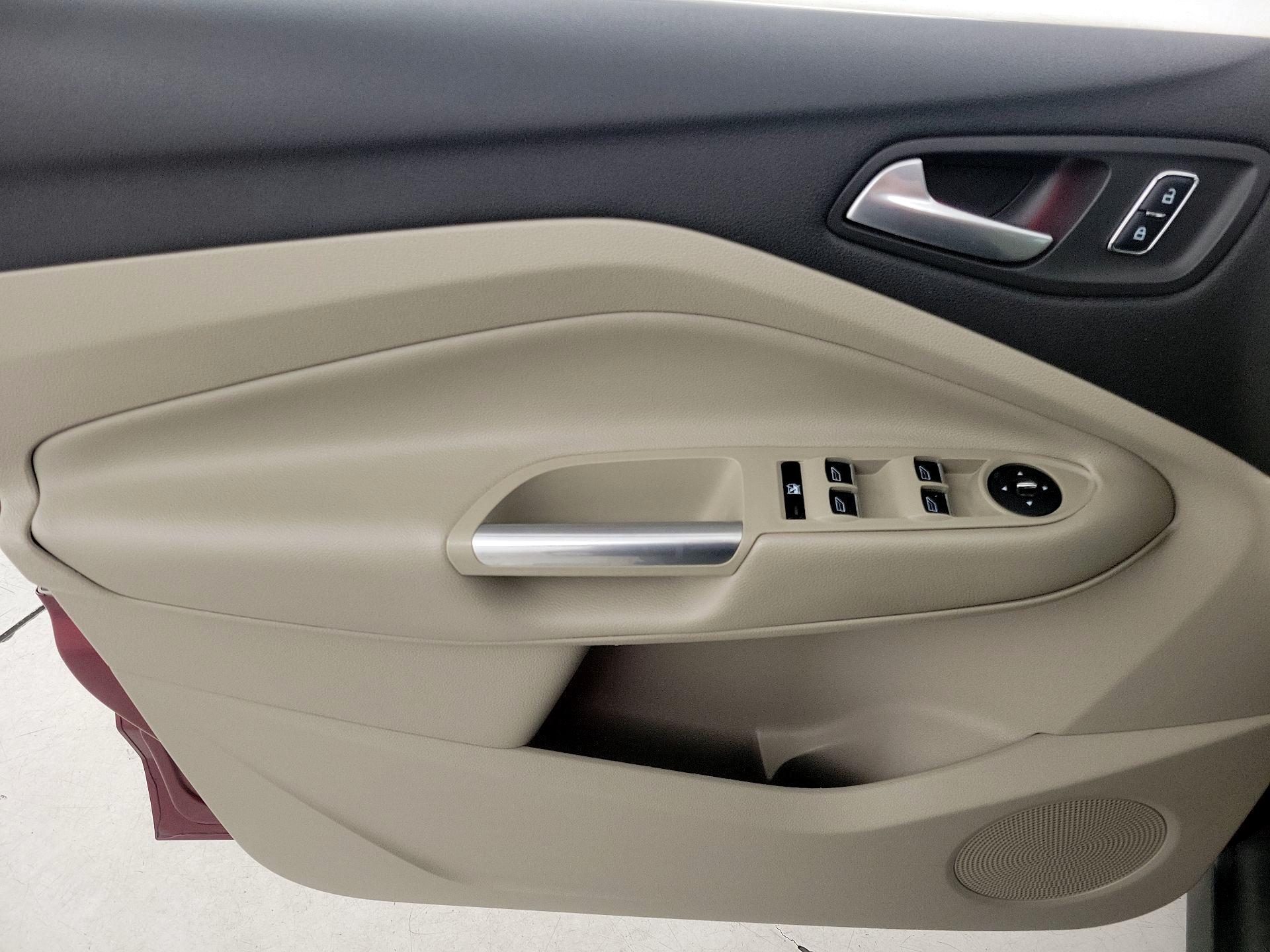 Thumbnail: 2014 Ford C-Max - 12