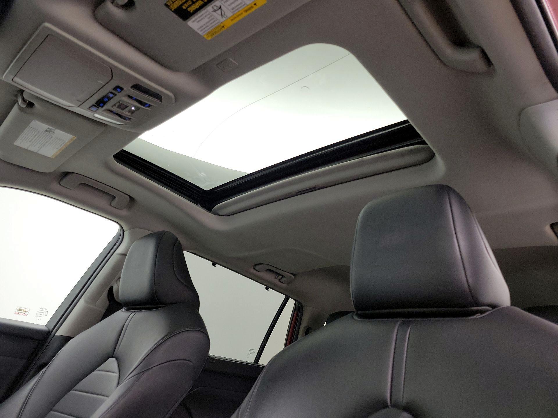 Thumbnail: 2020 Toyota Highlander - 19