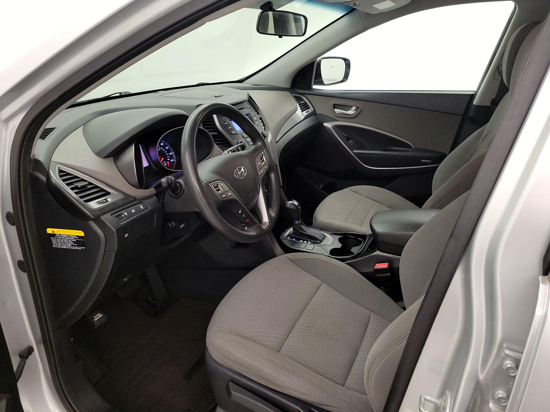 Thumbnail: 2016 Hyundai Santa Fe - 11