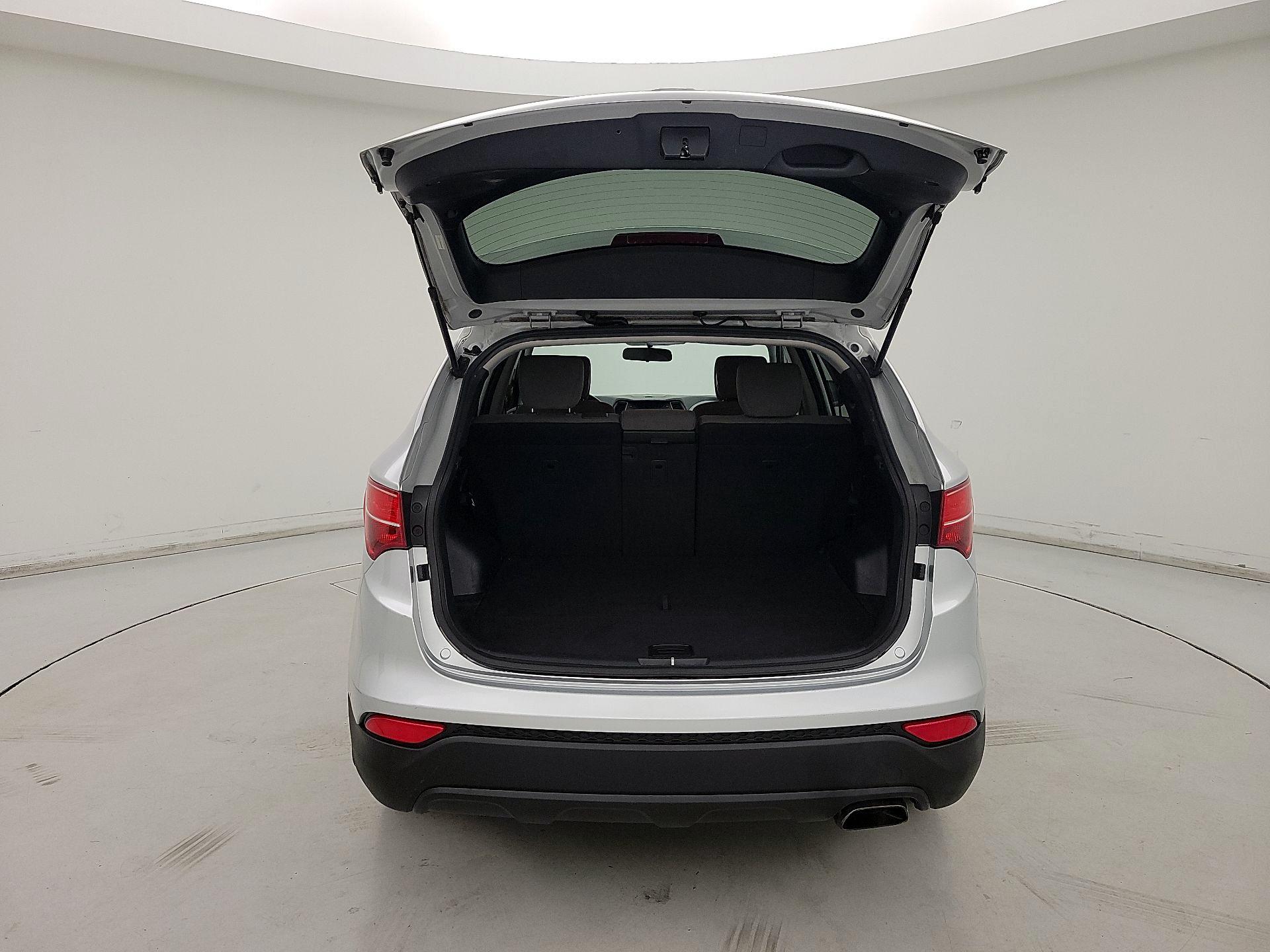 Thumbnail: 2016 Hyundai Santa Fe - 19
