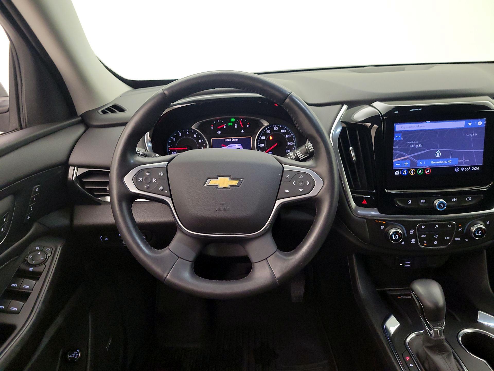 Thumbnail: 2021 Chevrolet Traverse - 10