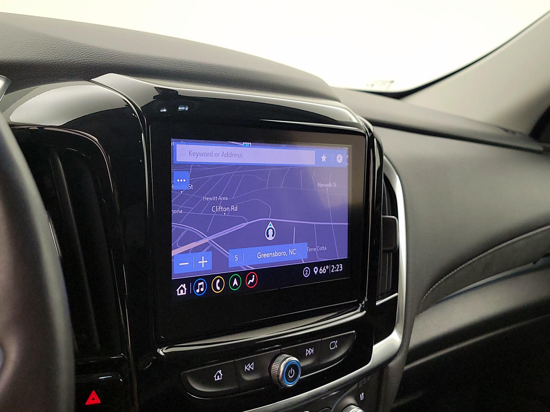 Thumbnail: 2021 Chevrolet Traverse - 14