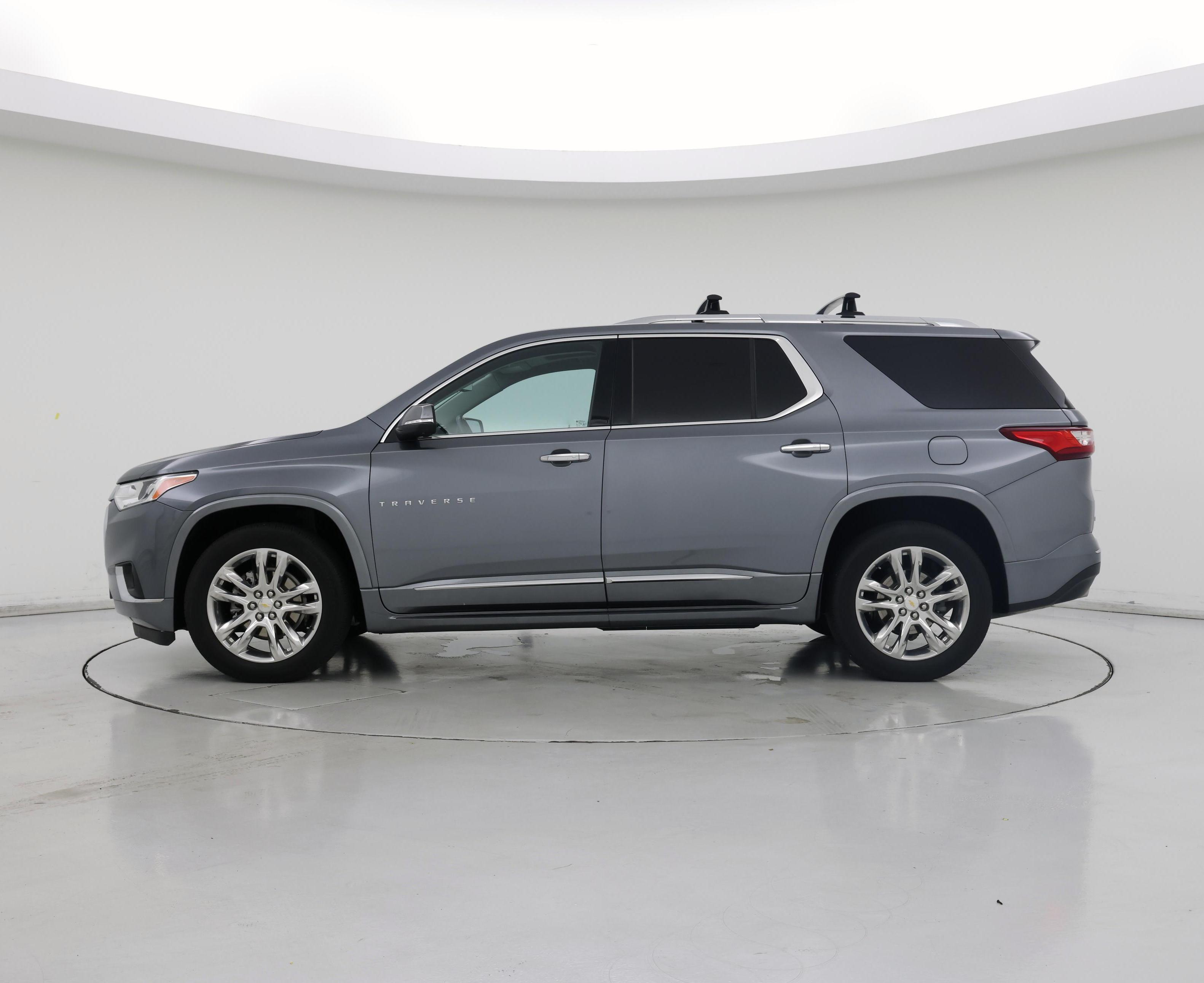 Thumbnail: 2021 Chevrolet Traverse - 3