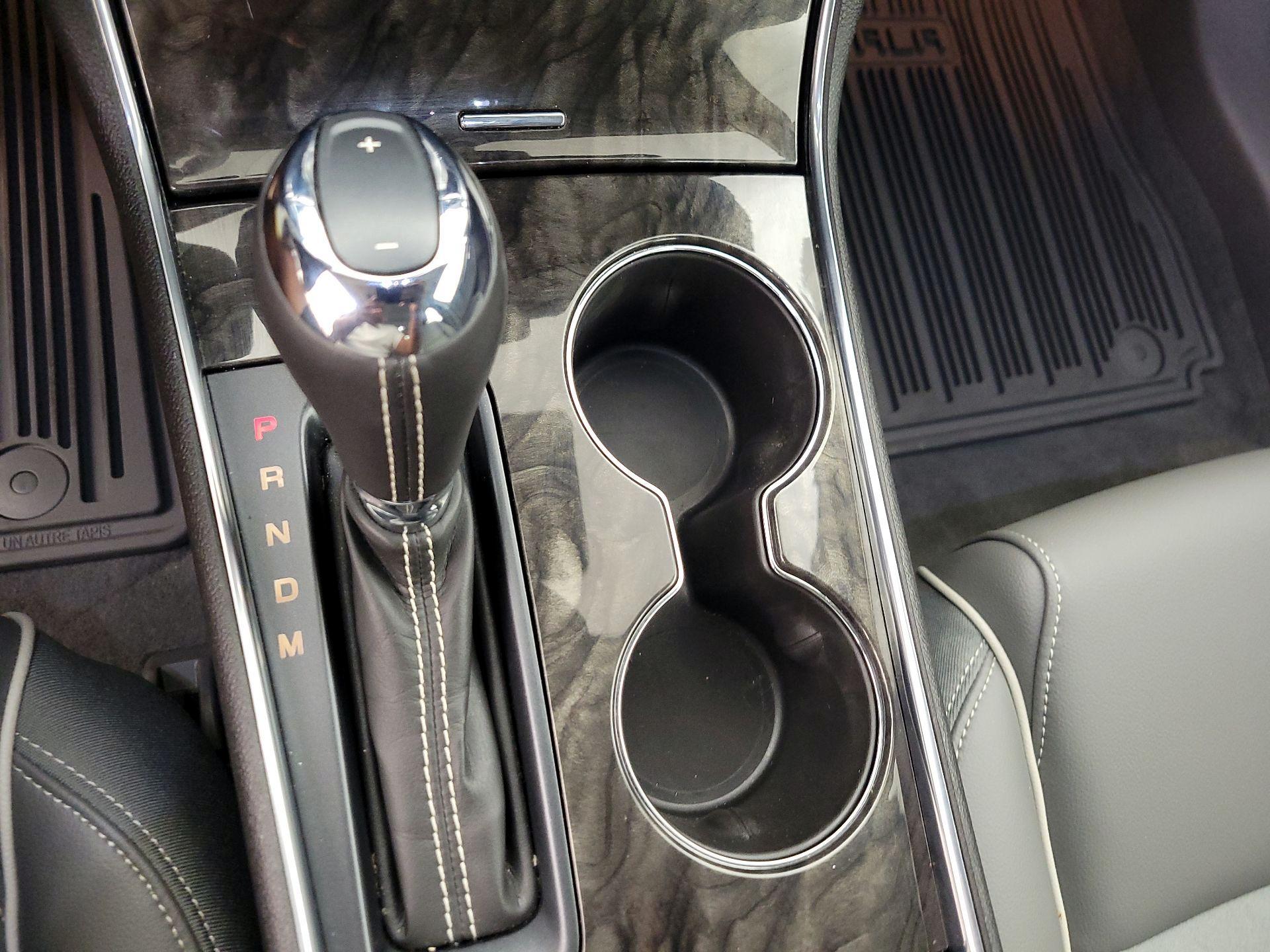 Thumbnail: 2015 Chevrolet Impala - 17