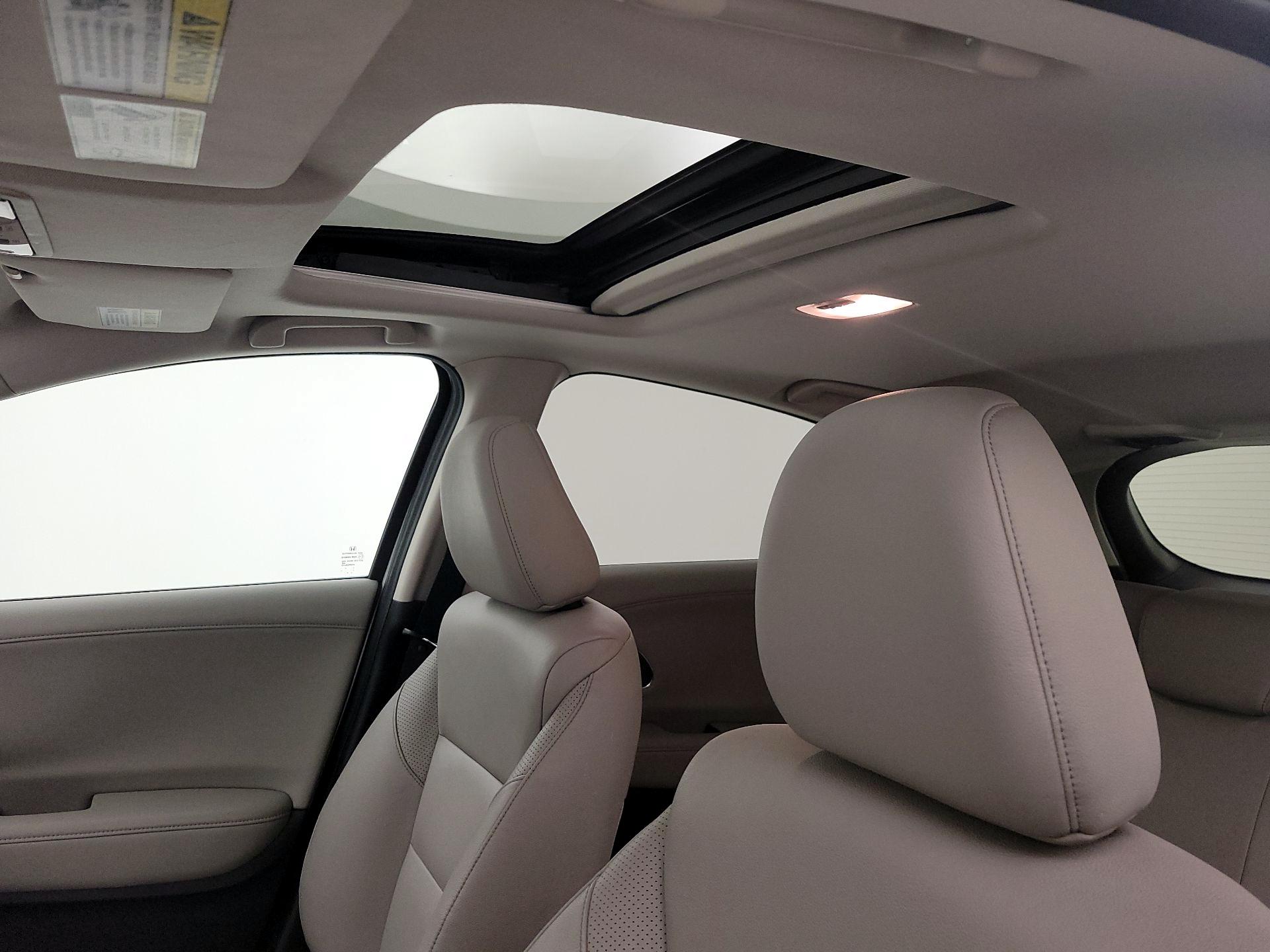 Thumbnail: 2016 Honda HR-V - 20