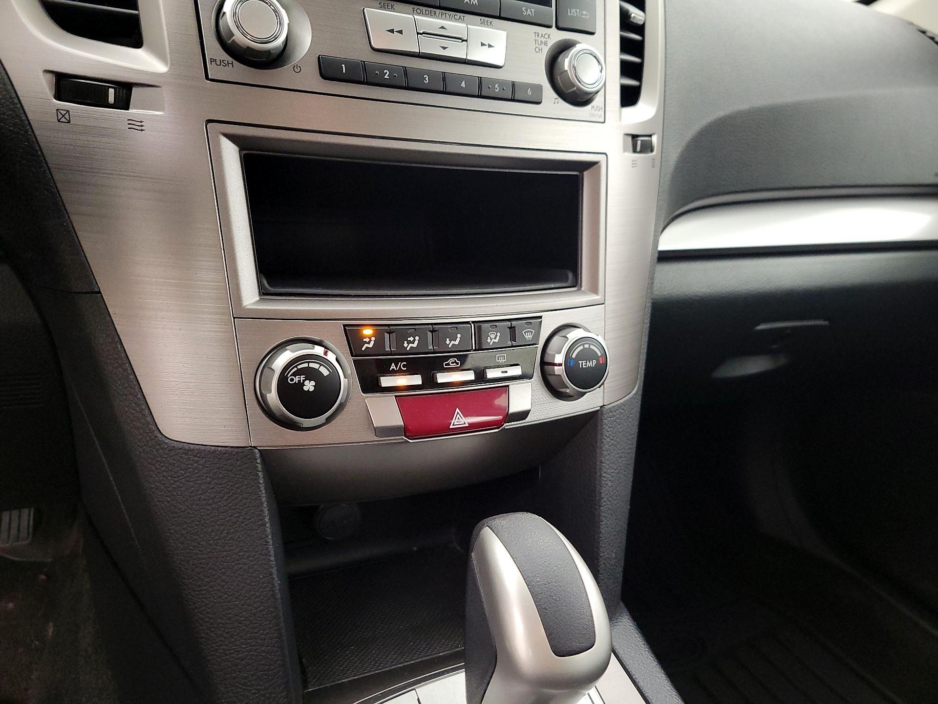 Thumbnail: 2014 Subaru Outback - 15