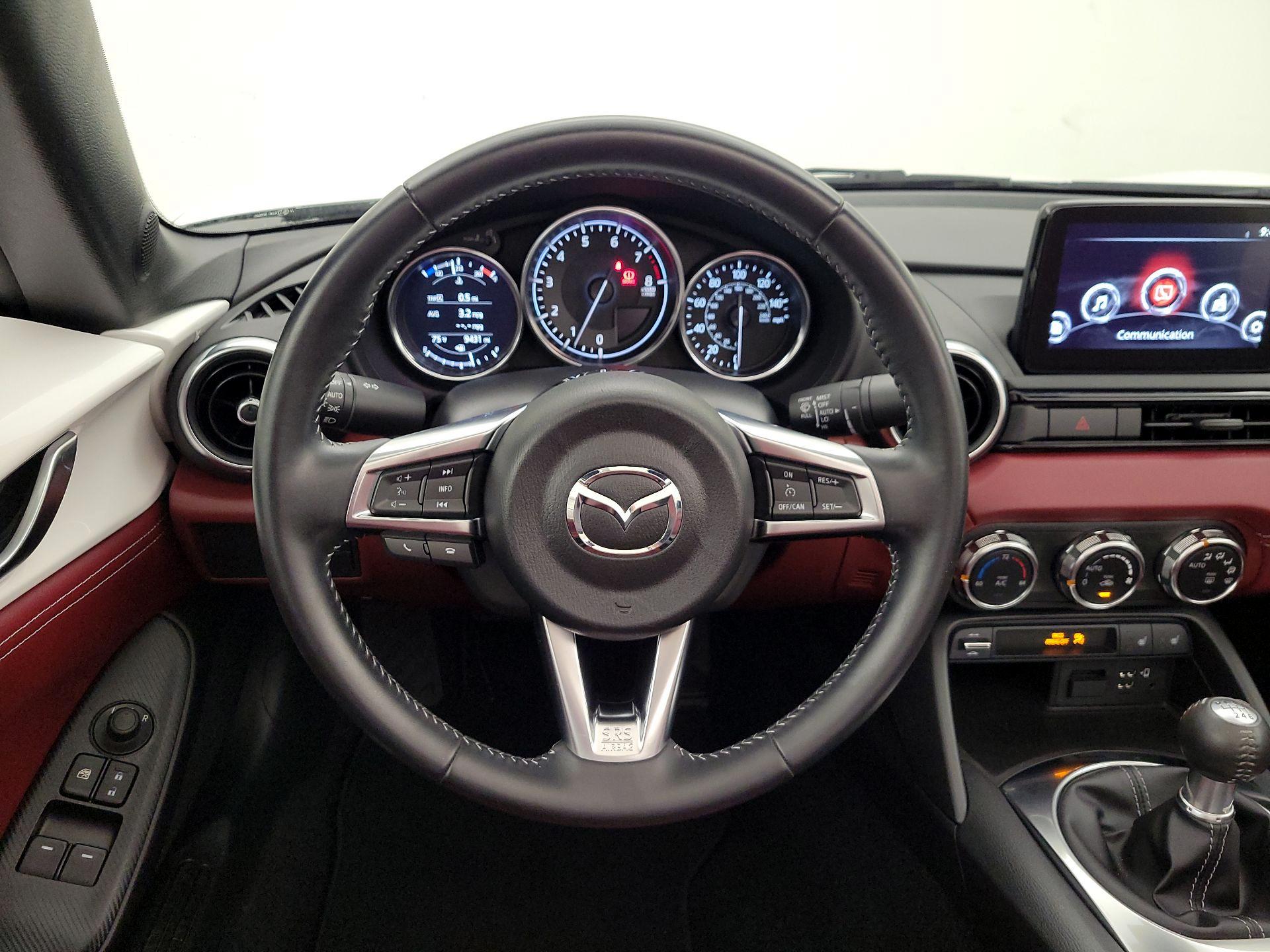 Thumbnail: 2020 Mazda MX-5 Miata - 10