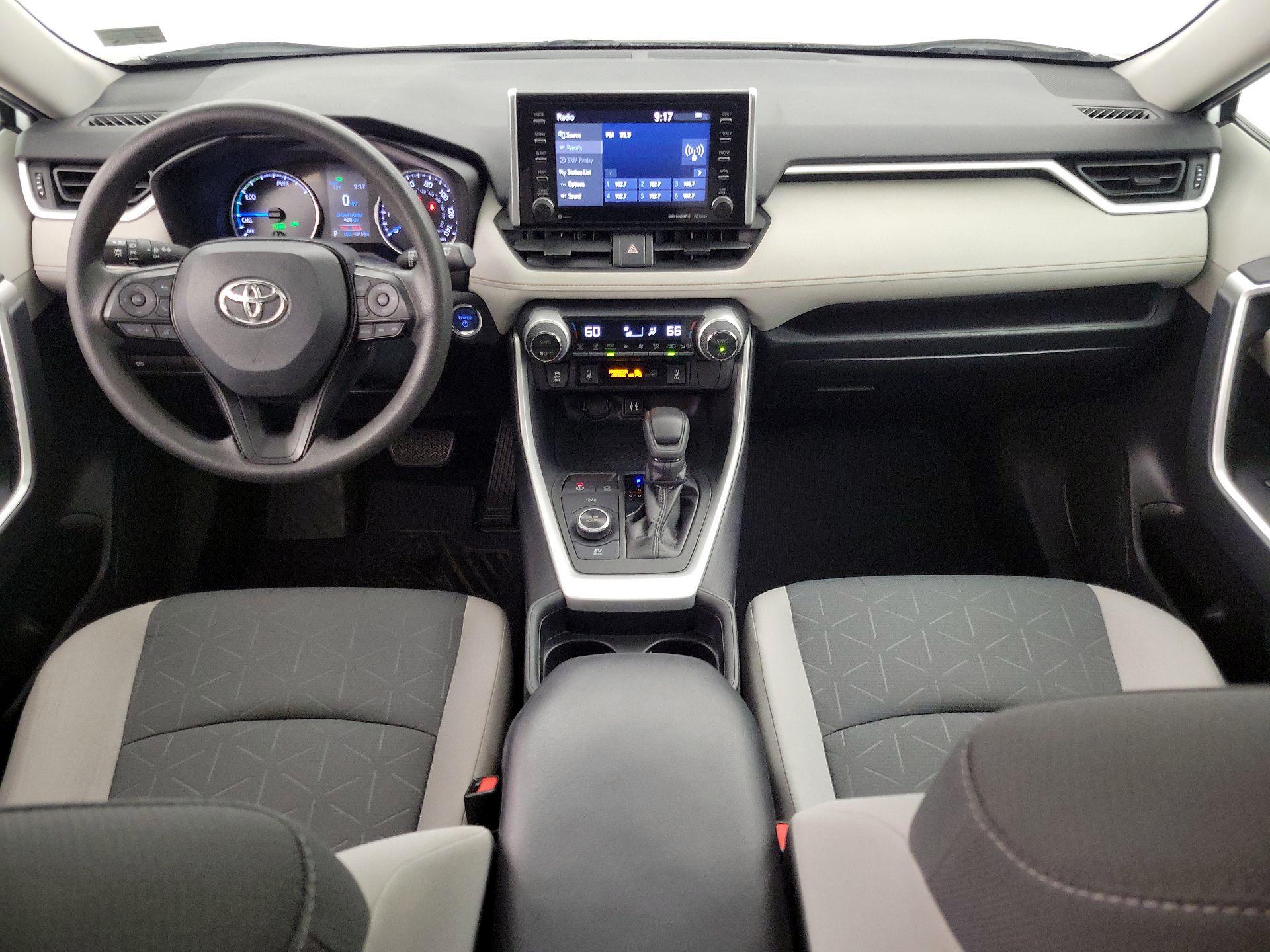 Thumbnail: 2019 Toyota RAV4 - 9