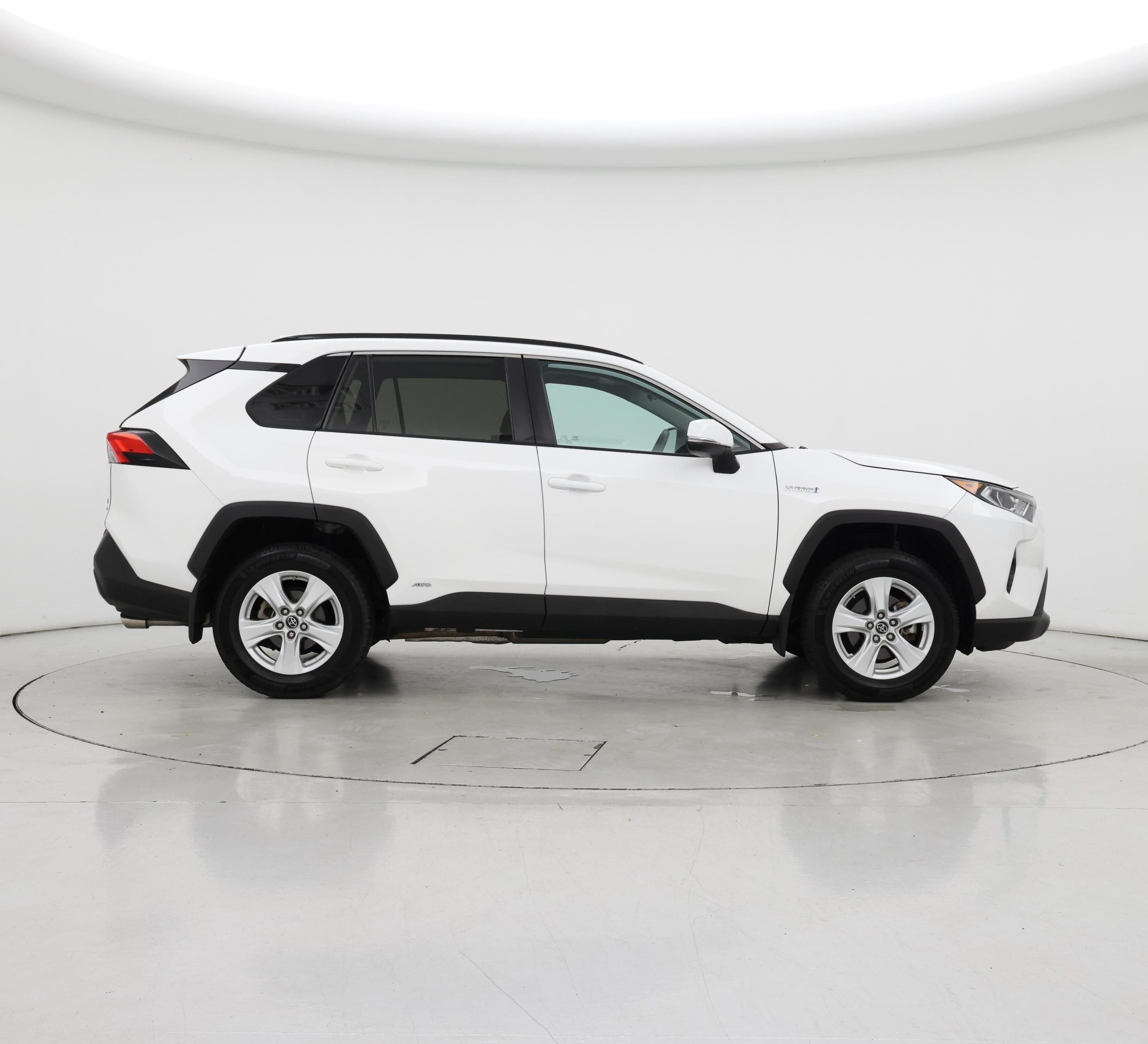 Thumbnail: 2019 Toyota RAV4 - 7