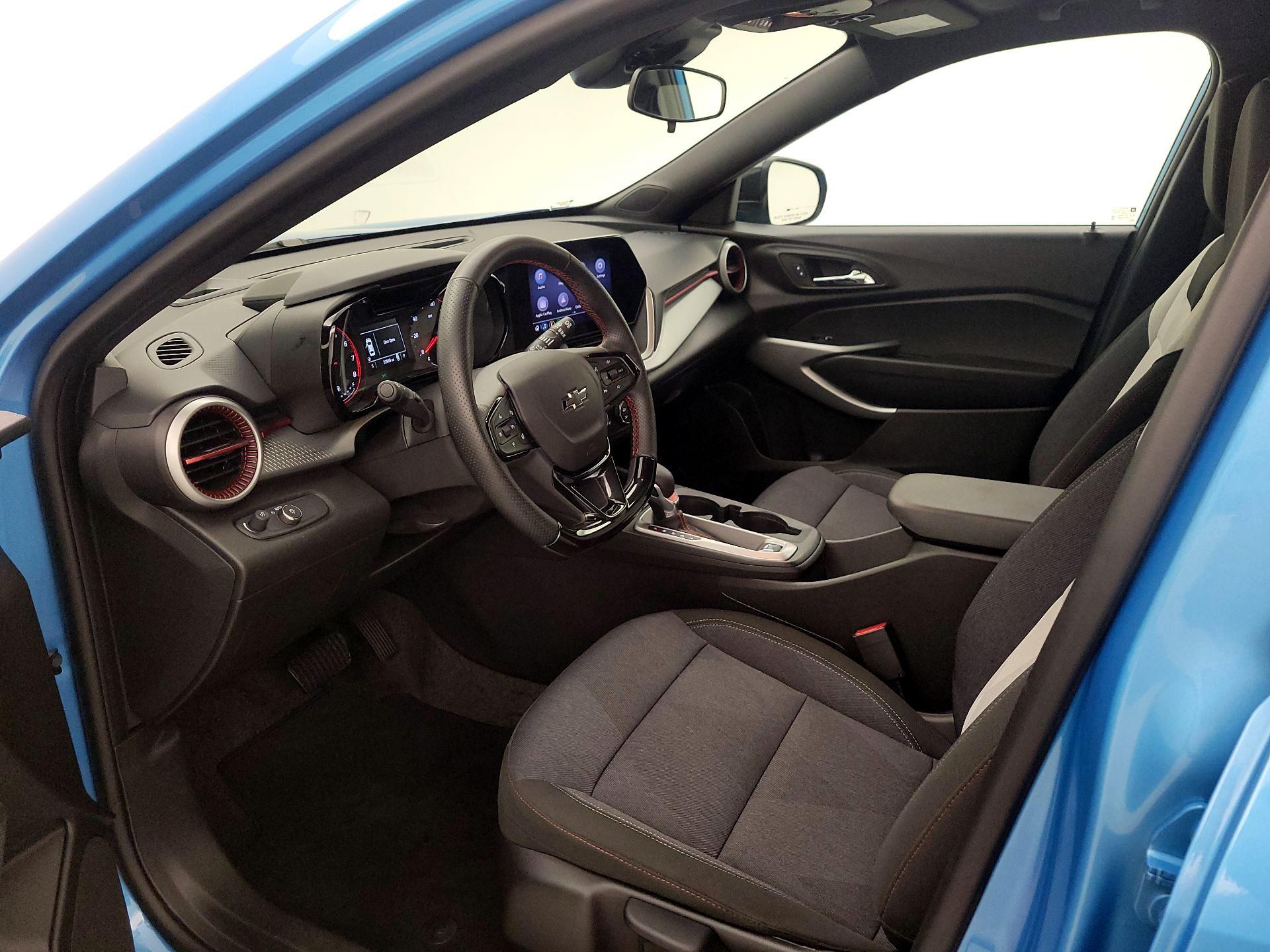 Thumbnail: 2025 Chevrolet Trax - 11