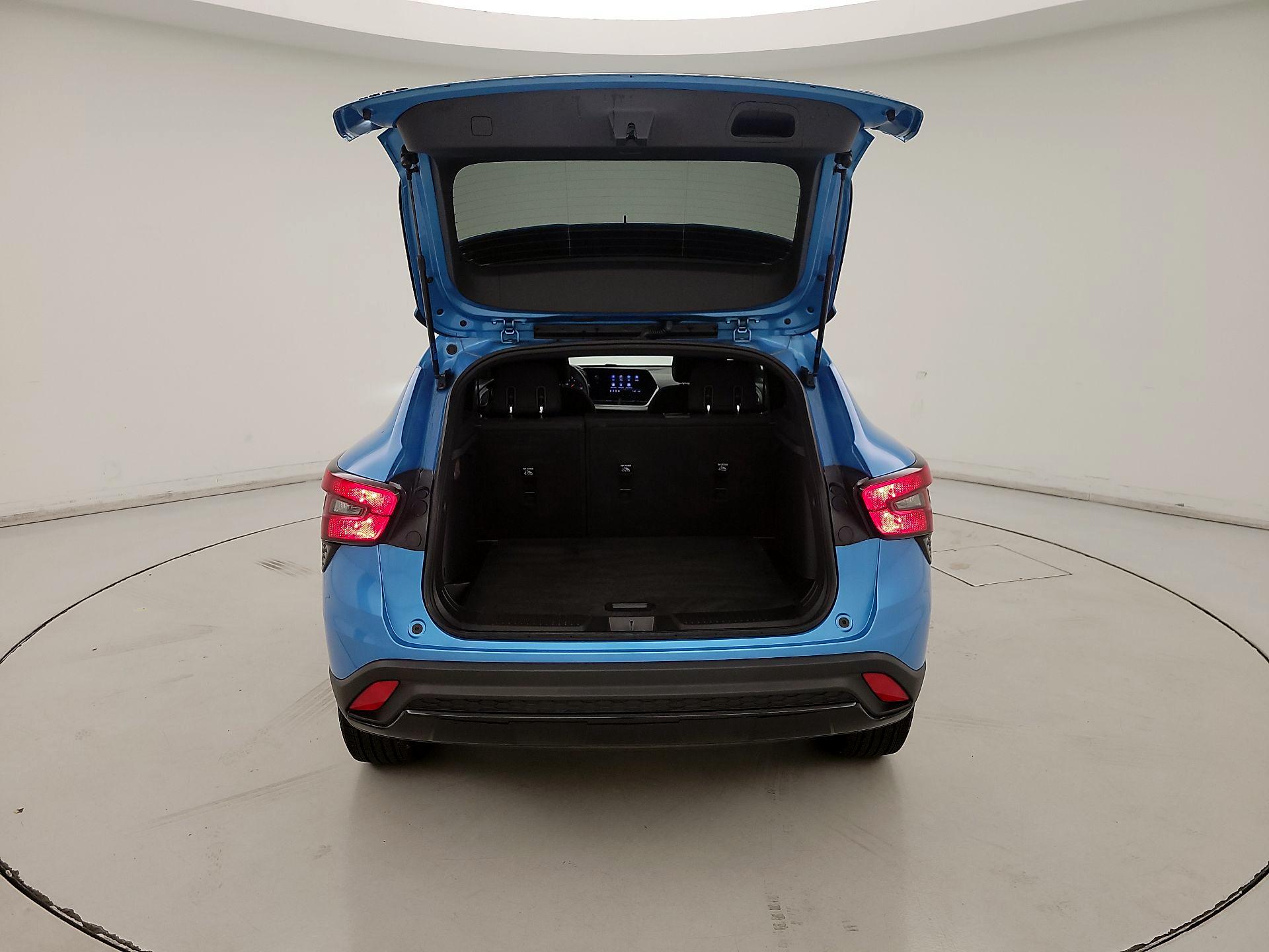 Thumbnail: 2025 Chevrolet Trax - 20