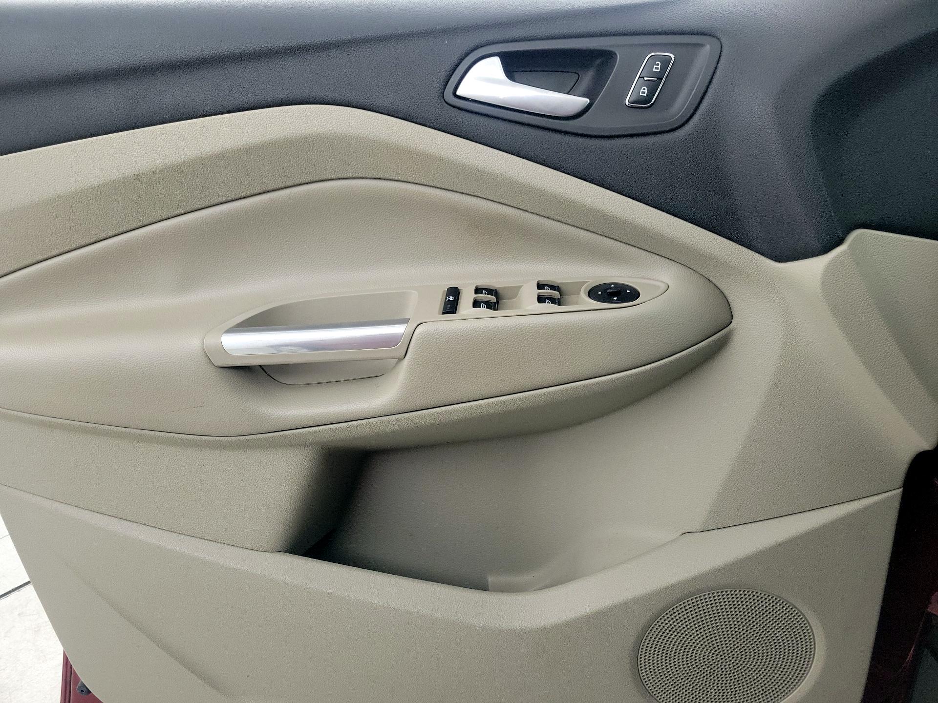 Thumbnail: 2014 Ford Escape - 12