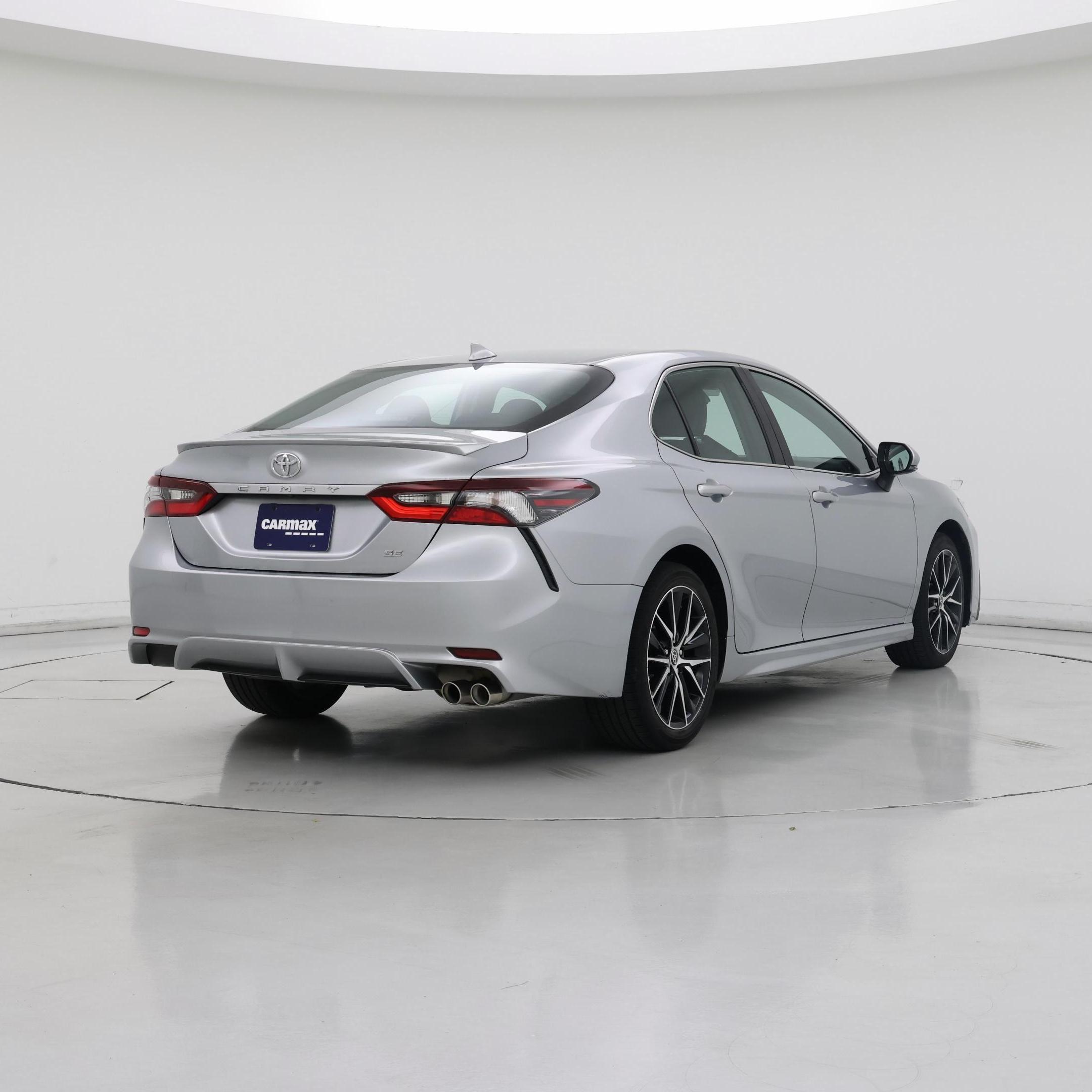 Thumbnail: 2023 Toyota Camry - 8