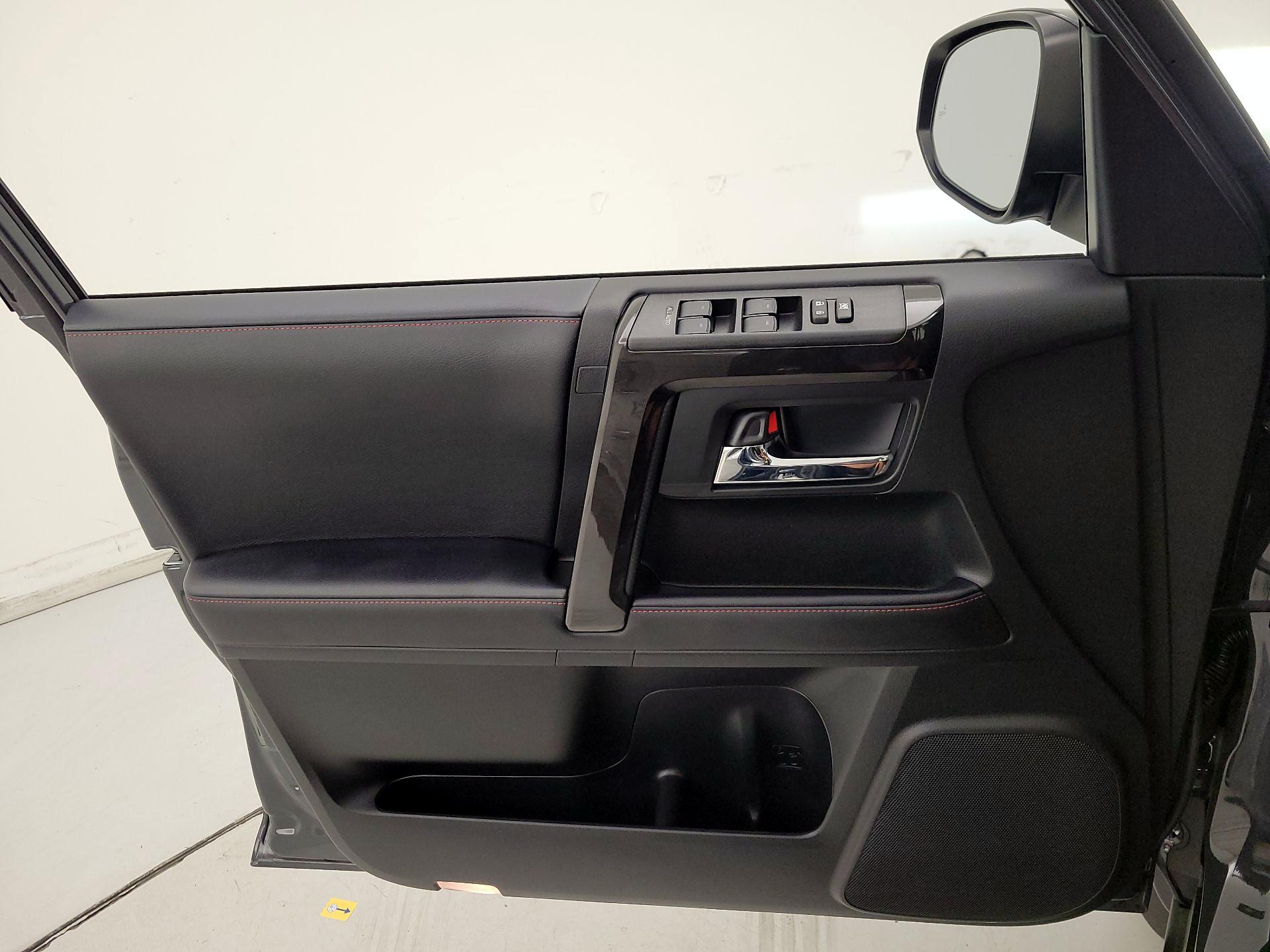 Thumbnail: 2024 Toyota 4Runner - 12