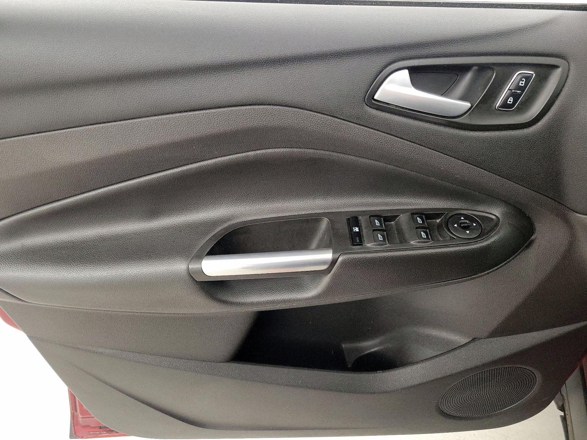 Thumbnail: 2015 Ford Escape - 12