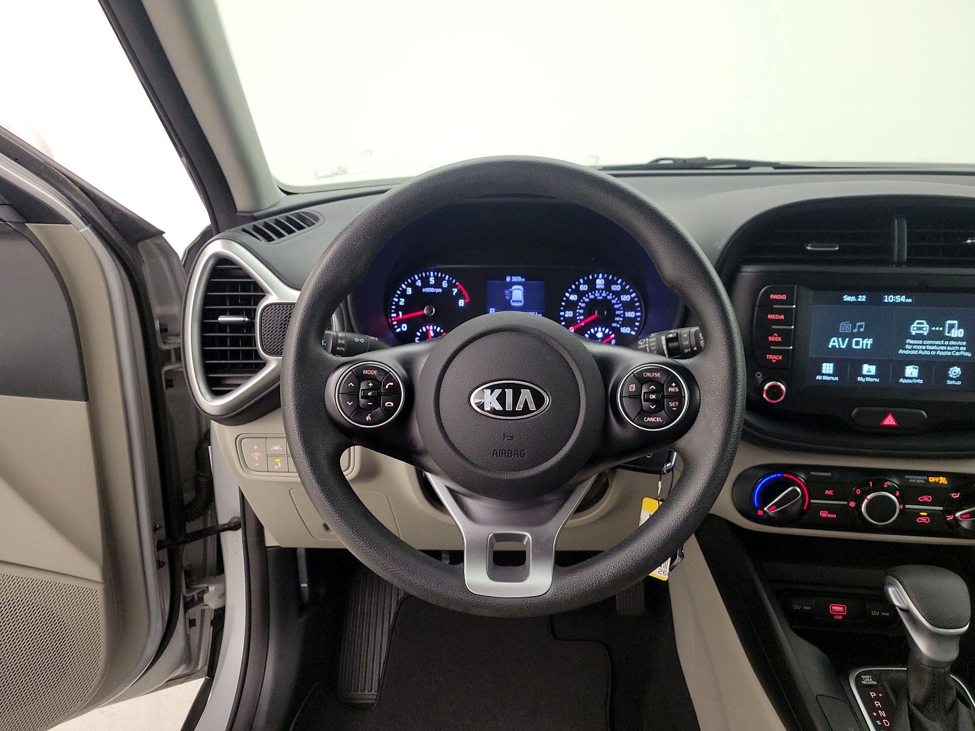 Thumbnail: 2021 Kia Soul - 10