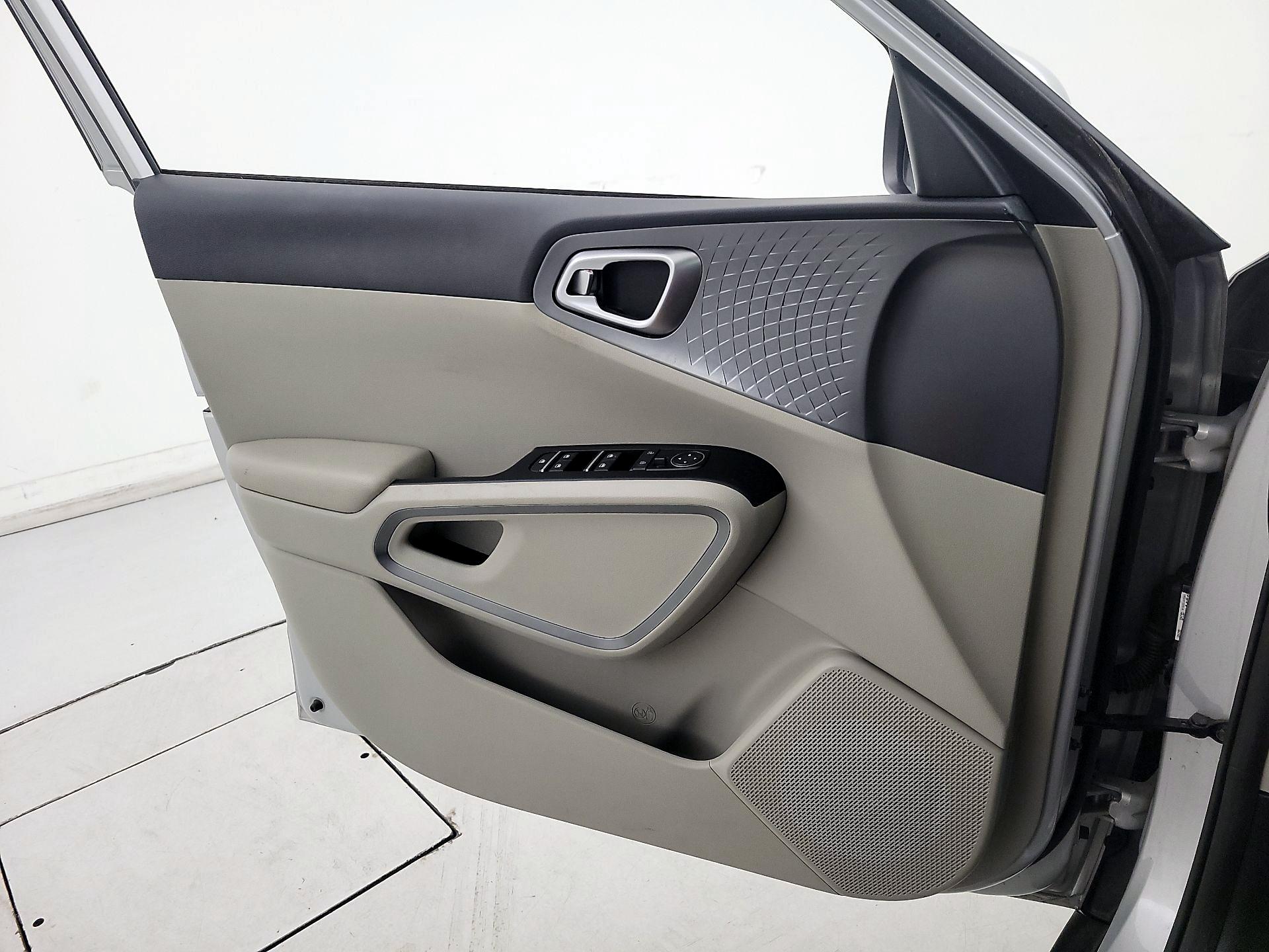 Thumbnail: 2021 Kia Soul - 12