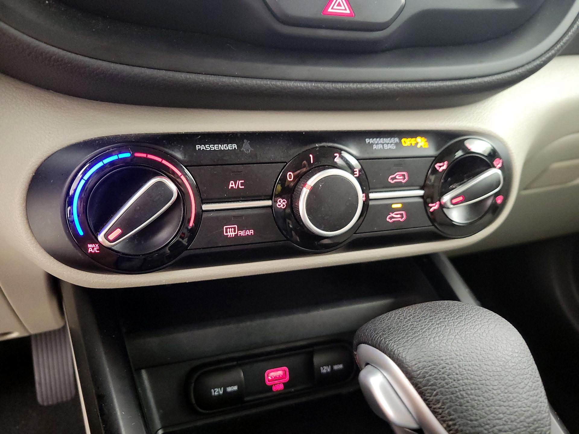 Thumbnail: 2021 Kia Soul - 16