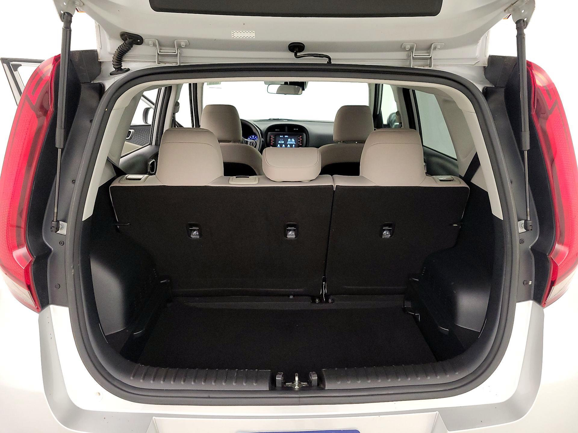 Thumbnail: 2021 Kia Soul - 20