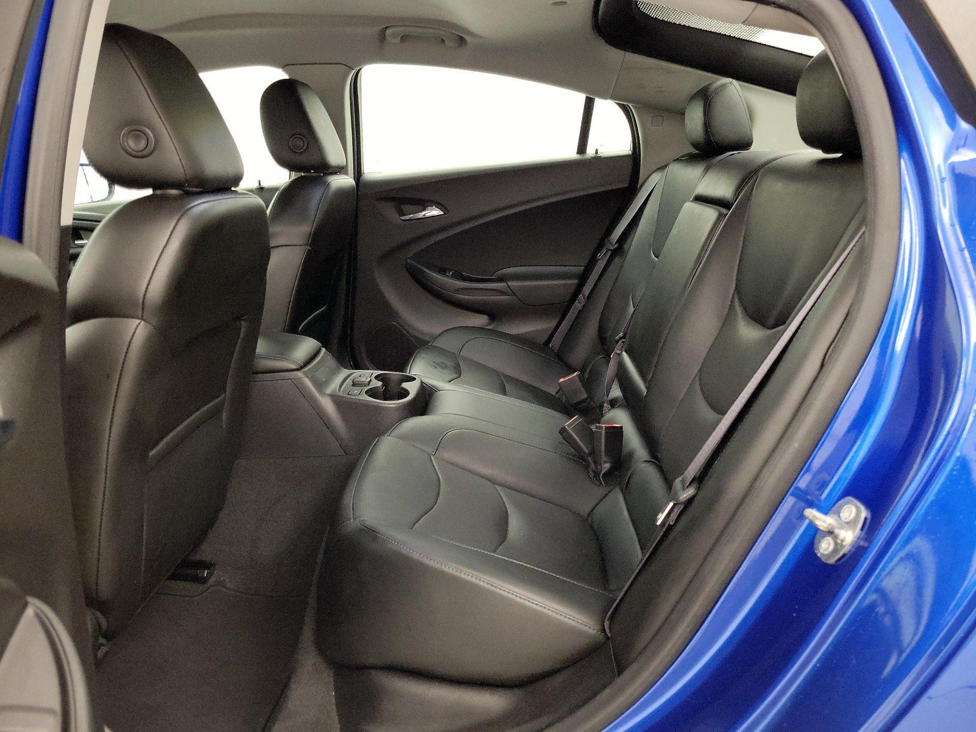 Thumbnail: 2017 Chevrolet Volt - 20