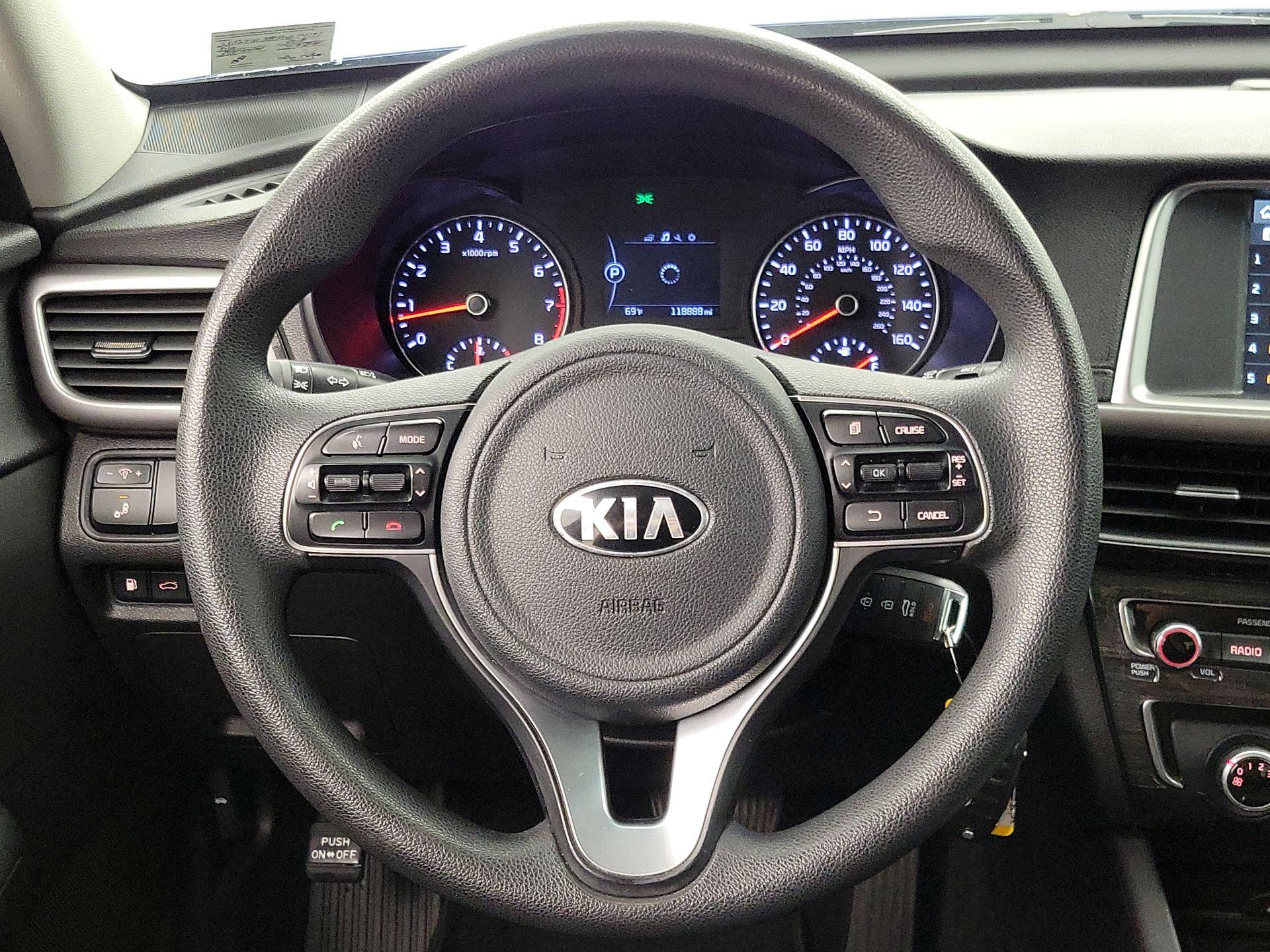Thumbnail: 2018 Kia Optima - 10
