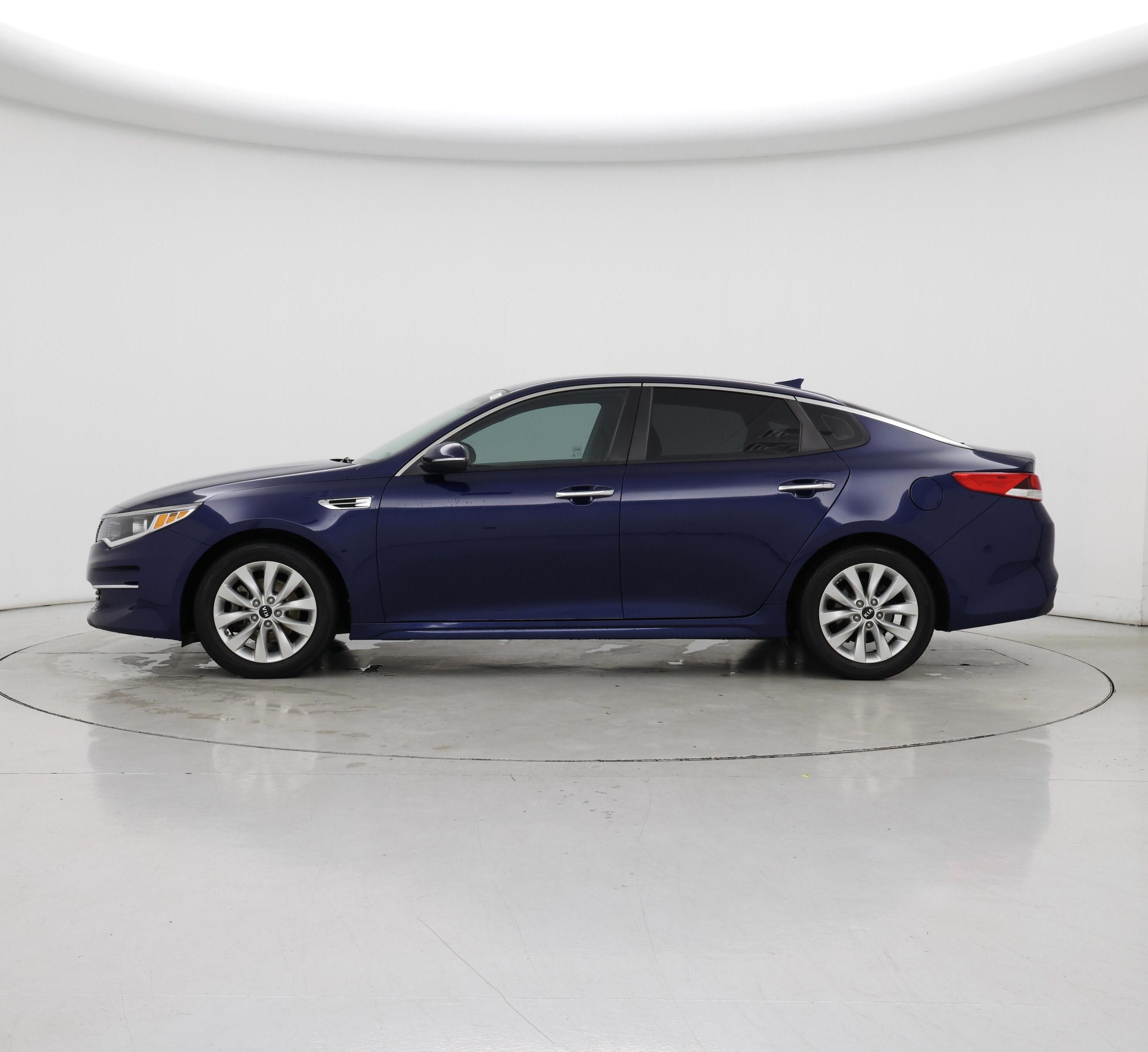 Thumbnail: 2018 Kia Optima - 3