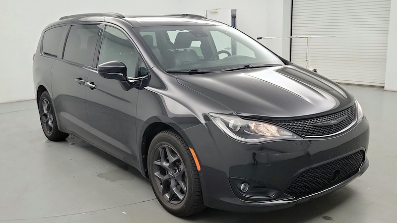 2019 Chrysler Pacifica  Hero Image