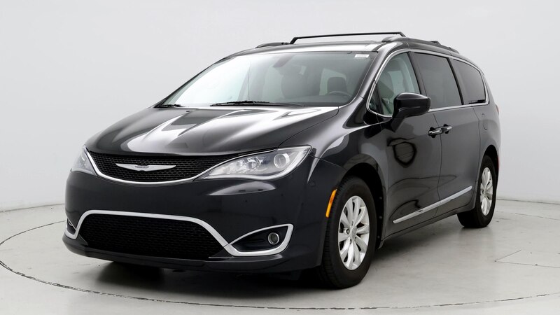 2017 Chrysler Pacifica Touring L 4