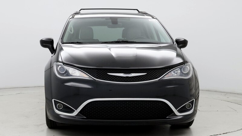 2017 Chrysler Pacifica Touring L 5