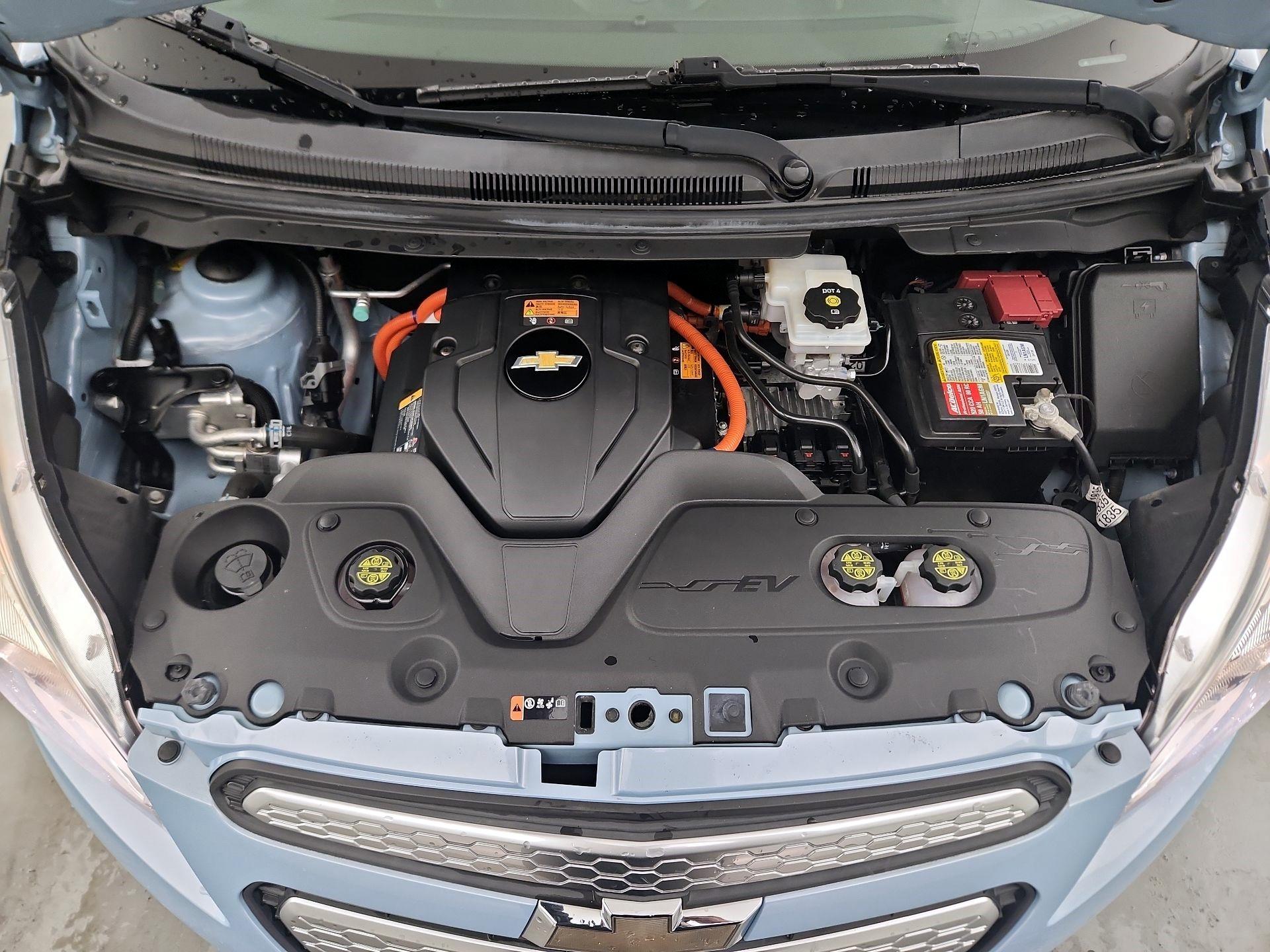 Thumbnail: 2016 Chevrolet Spark - 18