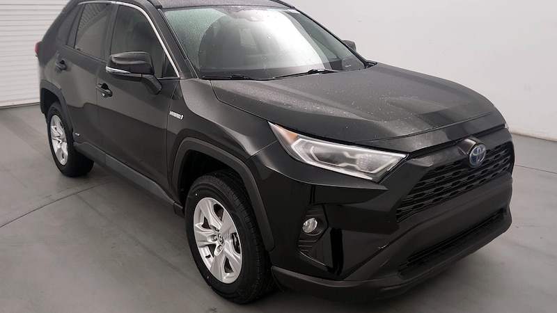 2020 Toyota RAV4 XLE Hero Image