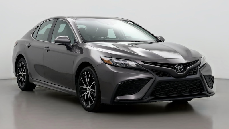 2022 Toyota Camry SE Hero Image