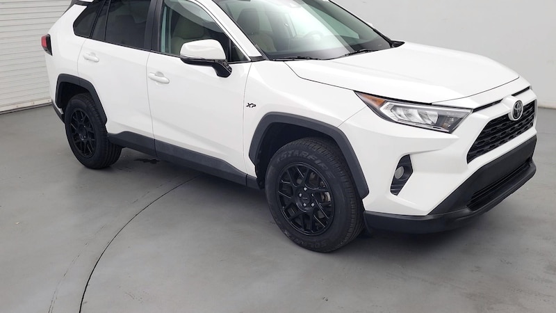 2021 Toyota RAV4 XLE Hero Image