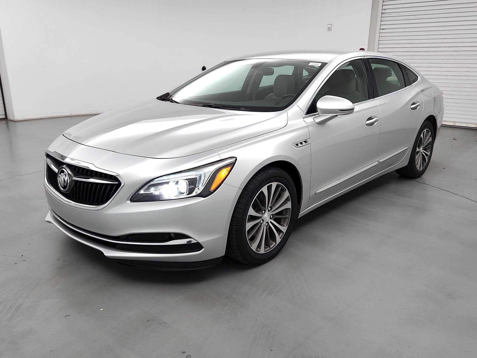 Thumbnail: 2018 Buick LaCrosse - 3