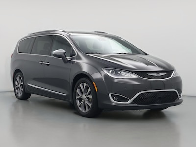 2020 Chrysler Pacifica Limited -
                Wilmington, NC