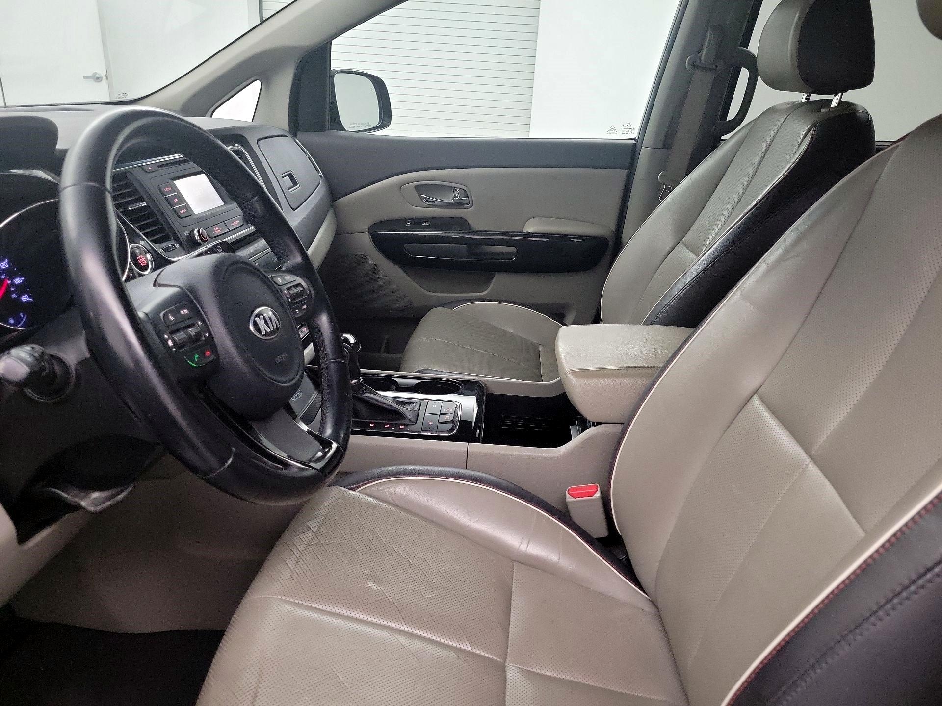 Thumbnail: 2016 Kia Sedona - 9