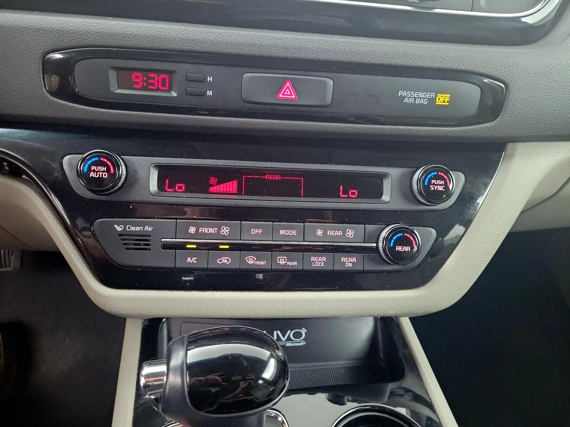 Thumbnail: 2016 Kia Sedona - 14