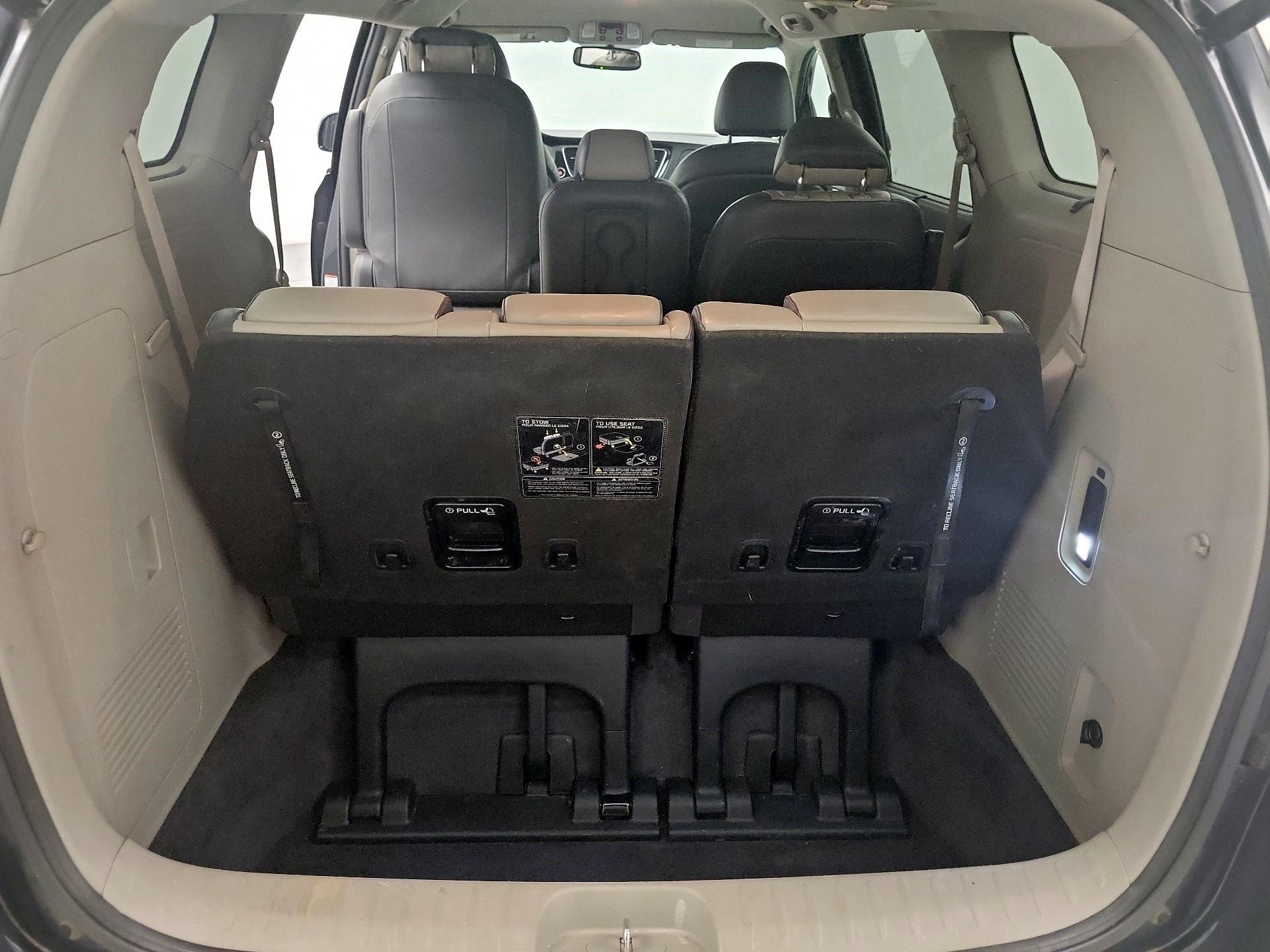 Thumbnail: 2016 Kia Sedona - 19