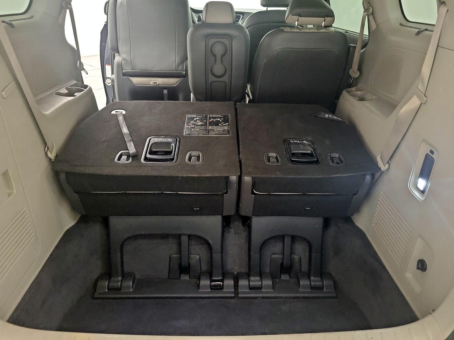 Thumbnail: 2016 Kia Sedona - 20