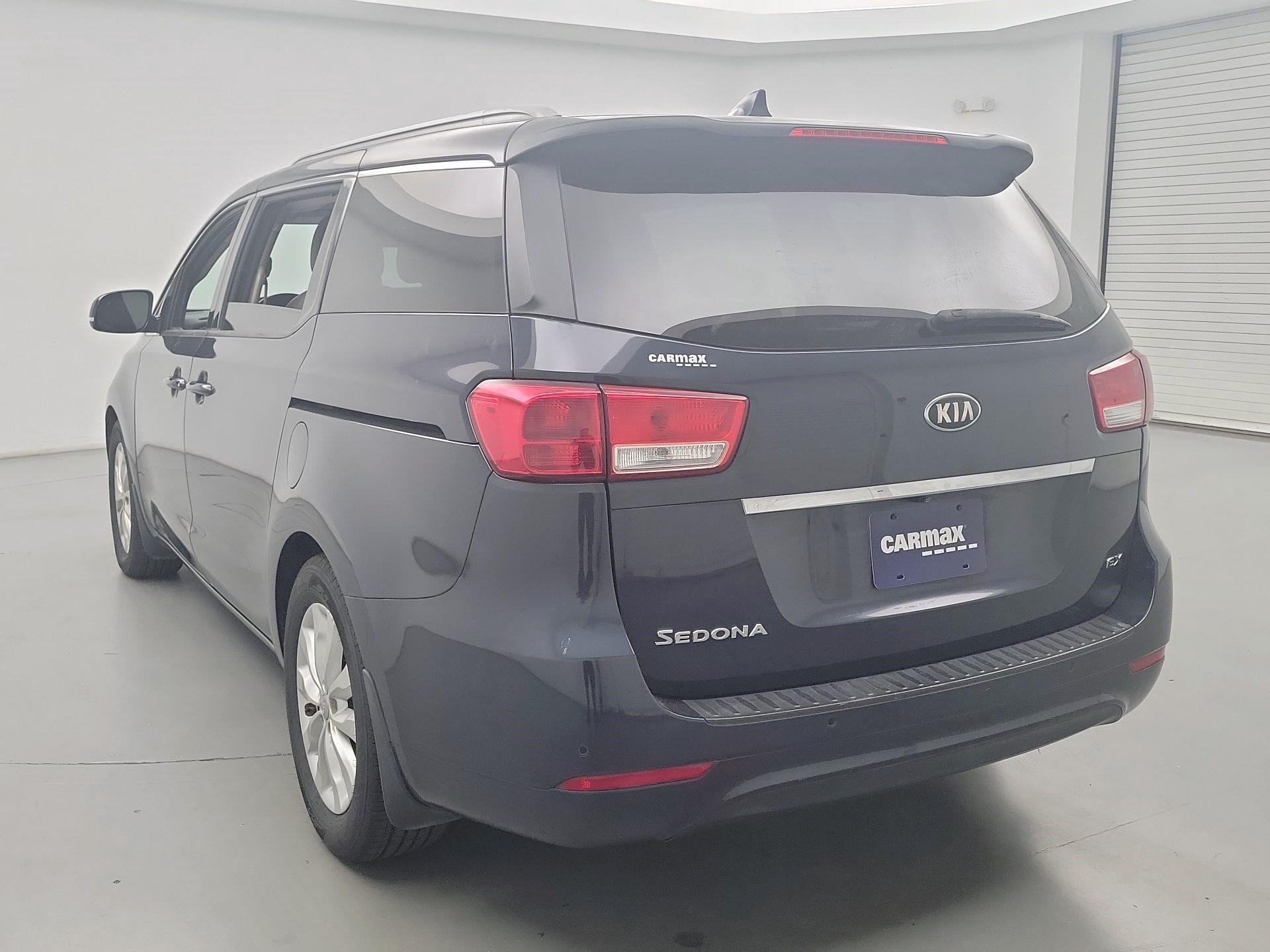 Thumbnail: 2016 Kia Sedona - 7
