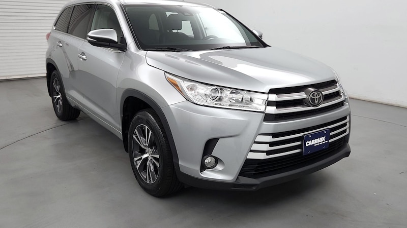2018 Toyota Highlander Plus Hero Image