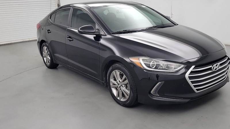 2017 Hyundai Elantra SE Hero Image