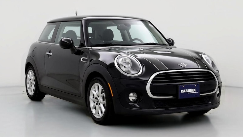 2019 MINI Cooper Hardtop  Hero Image