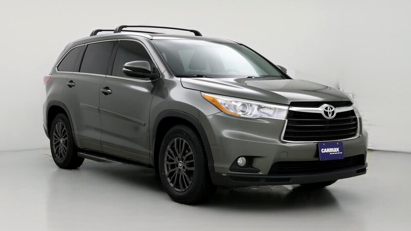 2015 Toyota Highlander XLE Hero Image