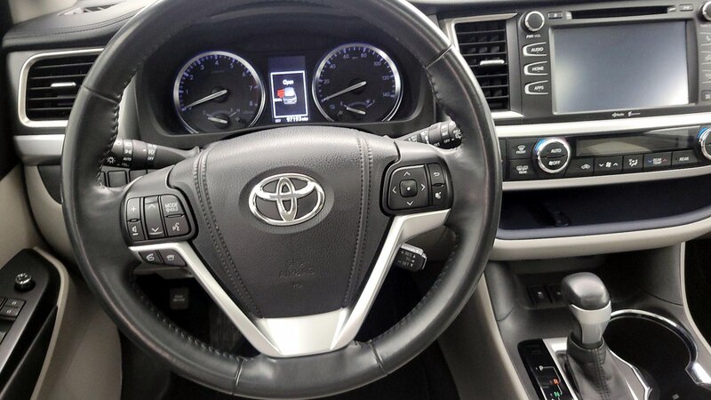 2015 Toyota Highlander XLE 10