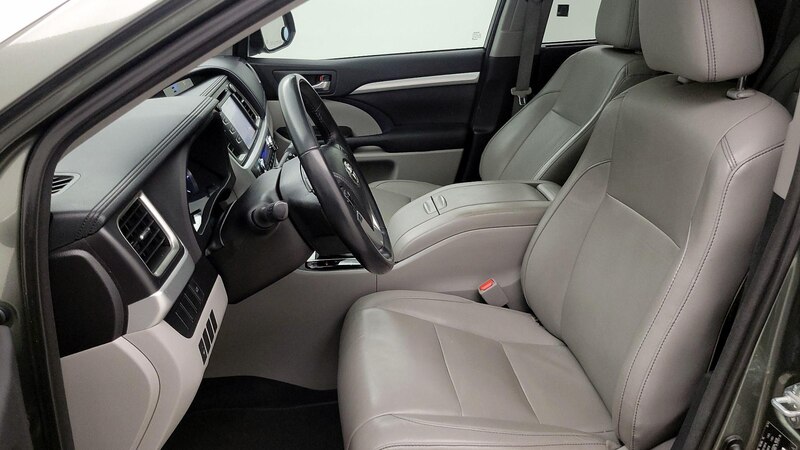 2015 Toyota Highlander XLE 11