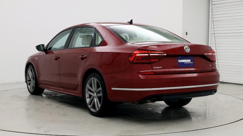 2018 Volkswagen Passat R-Line 2